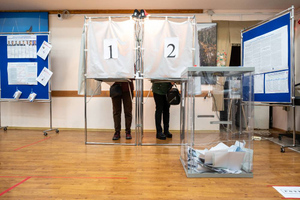 В Москве, Петербурге и Центральной России открылись избирательные участки