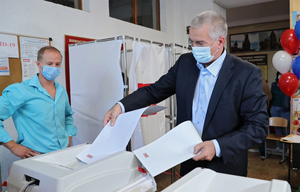Глава Крыма Сергей Аксёнов проголосовал на выборах в Госдуму
