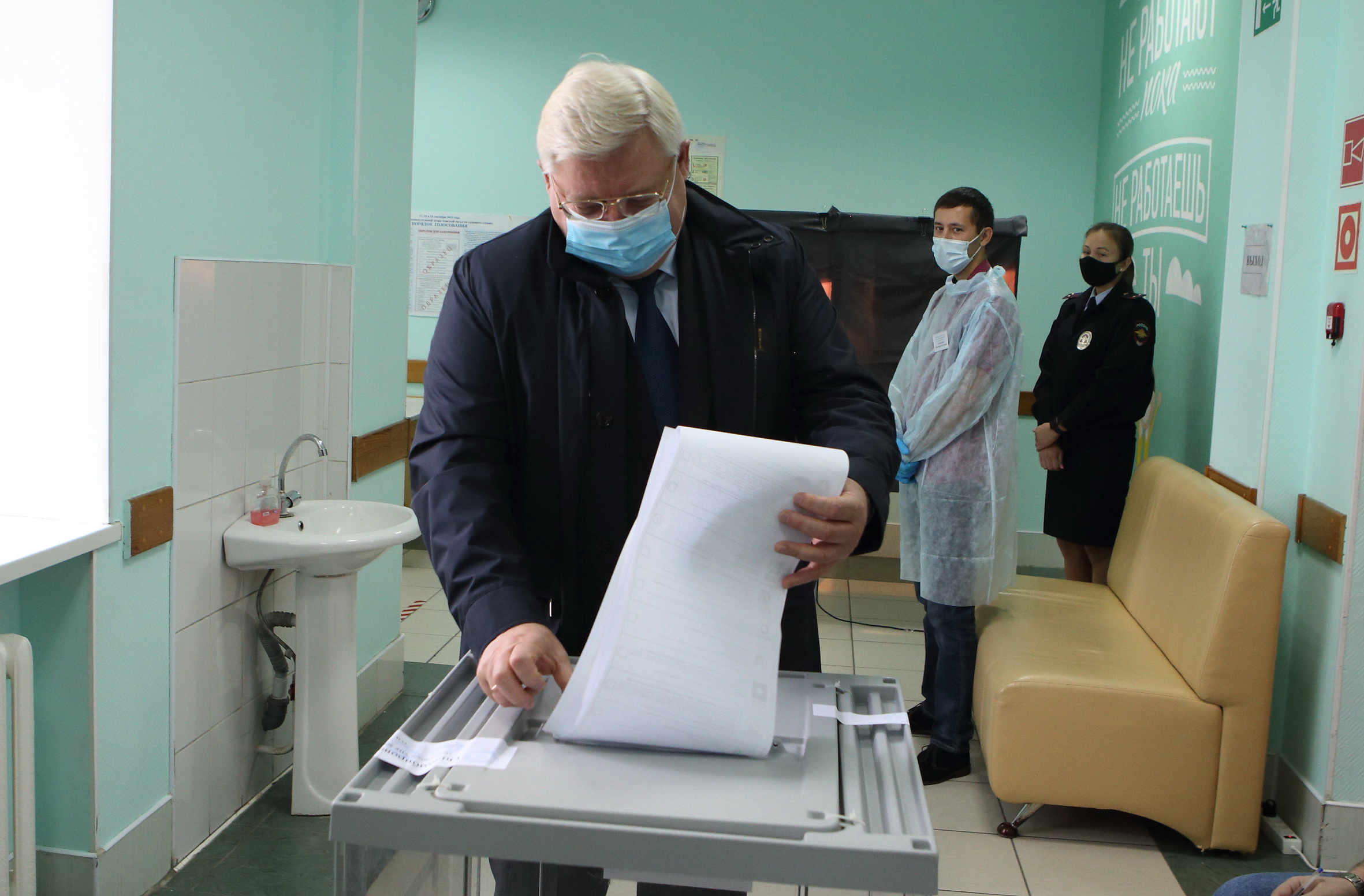 Глава Томской области проголосовал на думских выборах