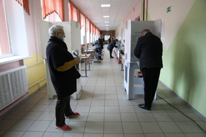 За два дня голосования количество фейков о выборах достигло десяти тысяч, заявили в ОП