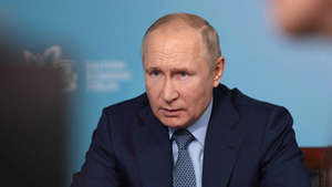 Путин: Мер поддержки семей с детьми в России пока недостаточно