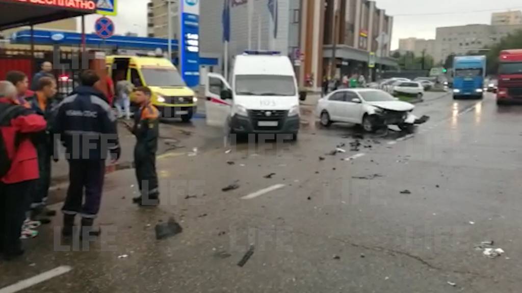 Три человека погибли в массовом ДТП с грузовиком в Краснодаре
