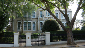 Посольство РФ раскритиковало "келейное" расследование Лондона о третьем "отравителе" Скрипаля