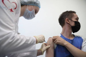 Почти 40 млн россиян прошли полный курс вакцинации от ковида