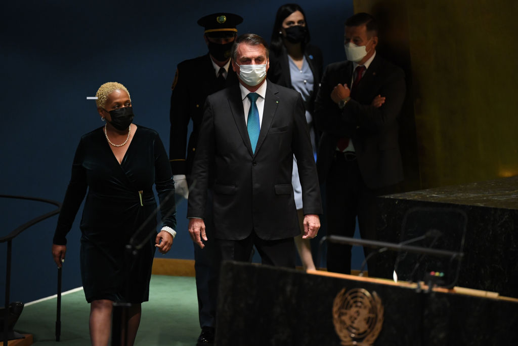 Делегация Бразилии на Генассамблее ООН ушла на самоизоляцию из-за случая ковида