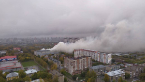 В Новосибирске пожар охватил 100-летний памятник истории