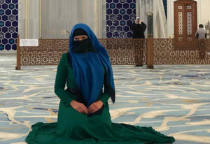 Надежда Савченко облачилась в никаб и порассуждала об исламе