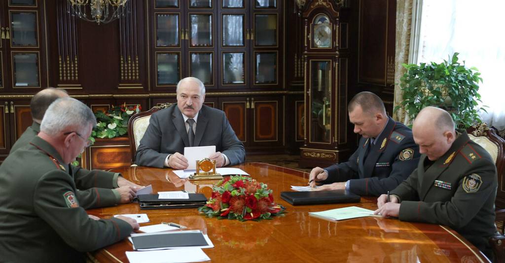 Лукашенко рассказал о гуманитарной катастрофе на границе Белоруссии
