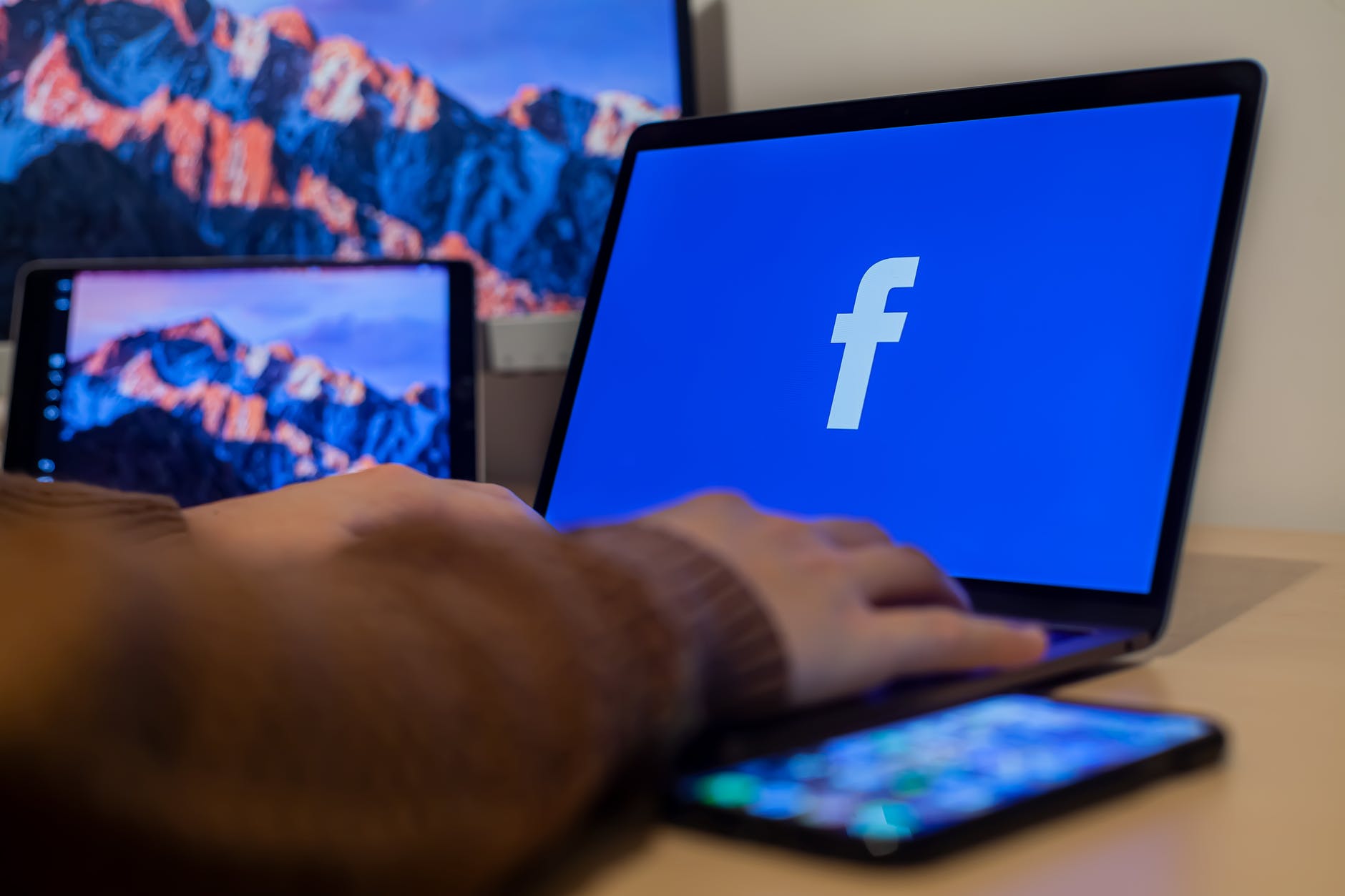 Facebook попросила суд Москвы отсрочить выплату штрафов на 26 млн рублей