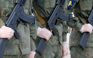 Вооружённый срочник сбежал из части в Свердловской области
