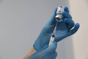 В РФПИ оценили сроки взаимного признания российских и зарубежных вакцин от ковида