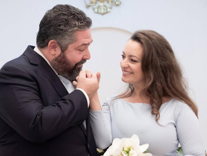 В Кремле отреагировали на венчание наследника Романовых и пожелали "счастья молодым"