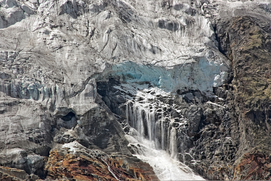 Тающий ледник в Альпах. Фото © Pixabay