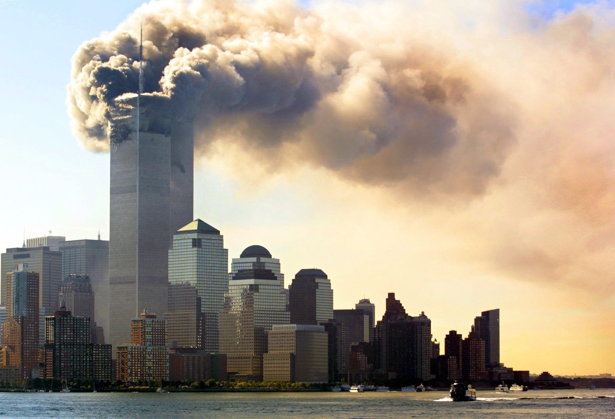 Незапланированный таран: Американские СМИ рассказали неизвестные подробности о терактах 11 сентября