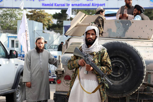 "Талибан" заявил, что будет наказывать боевиков за стрельбу в воздух