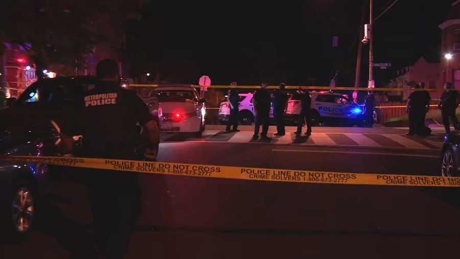 <p>Фото © <a href="https://wjla.com/news/local/gallery/5-injured-shooting-longfellow-street-northwest-dc-police?photo=2" target="_blank" rel="noopener noreferrer">wjla.com</a></p>