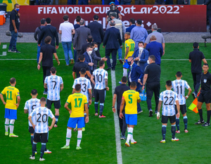 Обманщики или идиоты: Кто ответит за цирк на матче сборных Бразилии и Аргентины по футболу