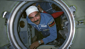 Как афганец стал космонавтом, а его дублёр — моджахедом