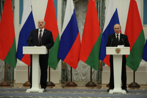 Путин назвал переговоры с Лукашенко конструктивными