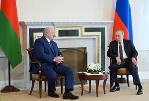 "Не сомневаюсь, что приедет": Песков рассказал о визите Путина в Белоруссию осенью