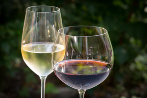 С 1 января в России запретили называть вином напитки не из винограда