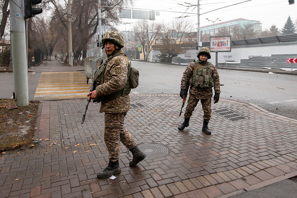 Военные в Казахстане. Фото © ТАСС / AP Photo / Vasily Krestyaninov