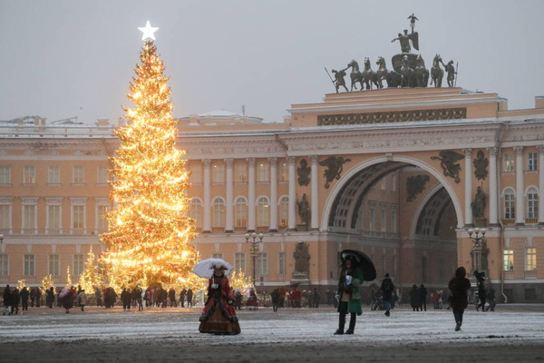 Новогодний Санкт-Петербург. Фото © ТАСС / Александр Демьянчук