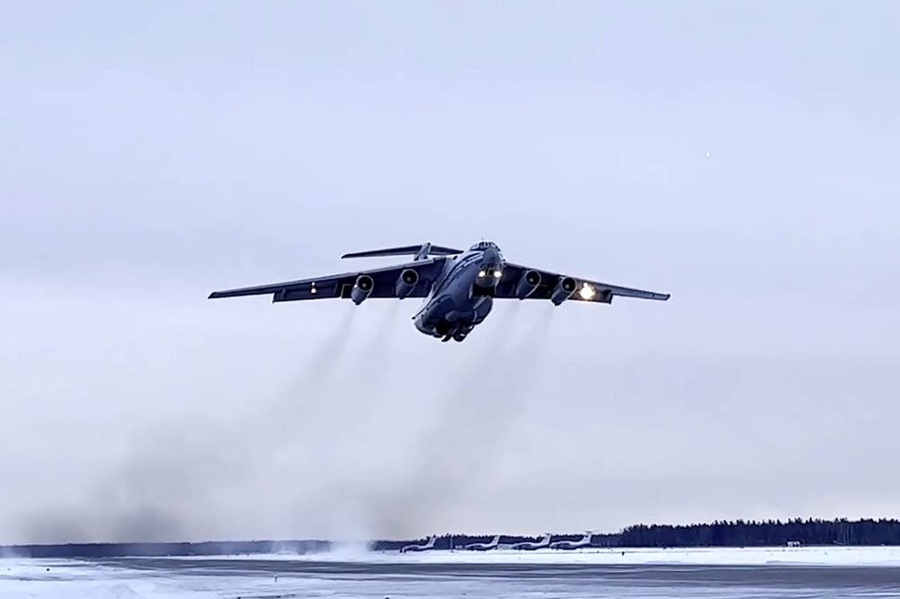 <p>Ил-76 © ТАСС / Минобороны РФ</p>