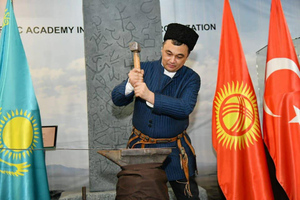 Новый министр информации Казахстана счёл "демонизацией" его образа обвинения в русофобии