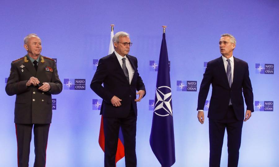 Совет Россия – НАТО © ТАСС / EPA / OLIVIER HOSLET / POOL