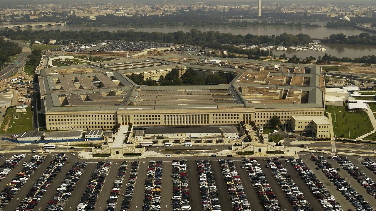 В Пентагоне оценили необходимость в горячей линии с Россией по Украине