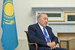 МК: Экс-президент Казахстана Назарбаев посетил родное село и улетел в ОАЭ через Киргизию