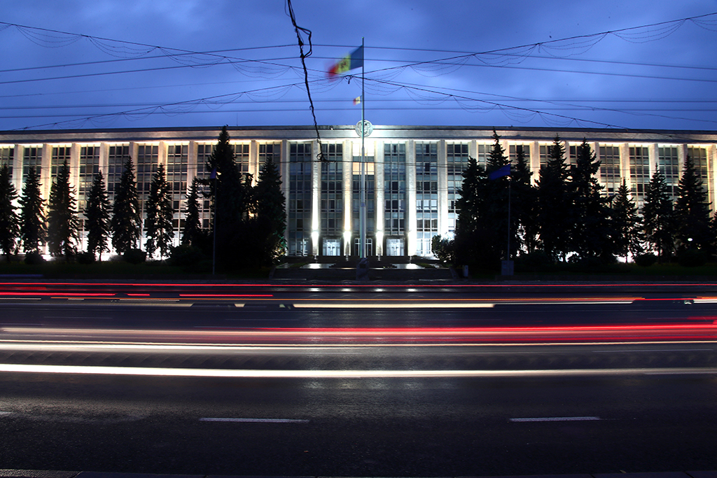 Правительство Молдавии одобрило введение режима ЧП на 60 дней из-за газового кризиса