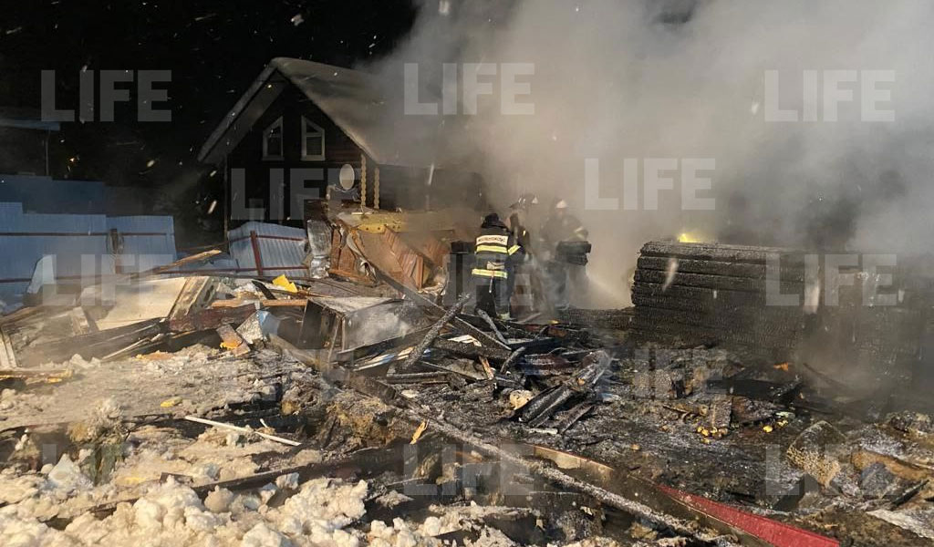 Двое детей и взрослый погибли при пожаре в частном доме в подмосковной Шатуре