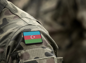 В Азербайджане пограничник застрелил трёх сослуживцев и сбежал