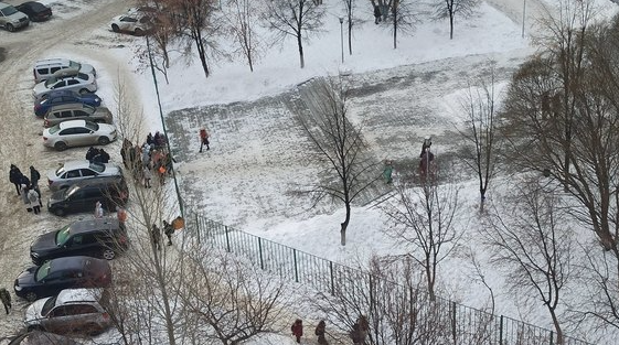 Эвакуация школ в Челябинске. Фото © chel.kp.ru