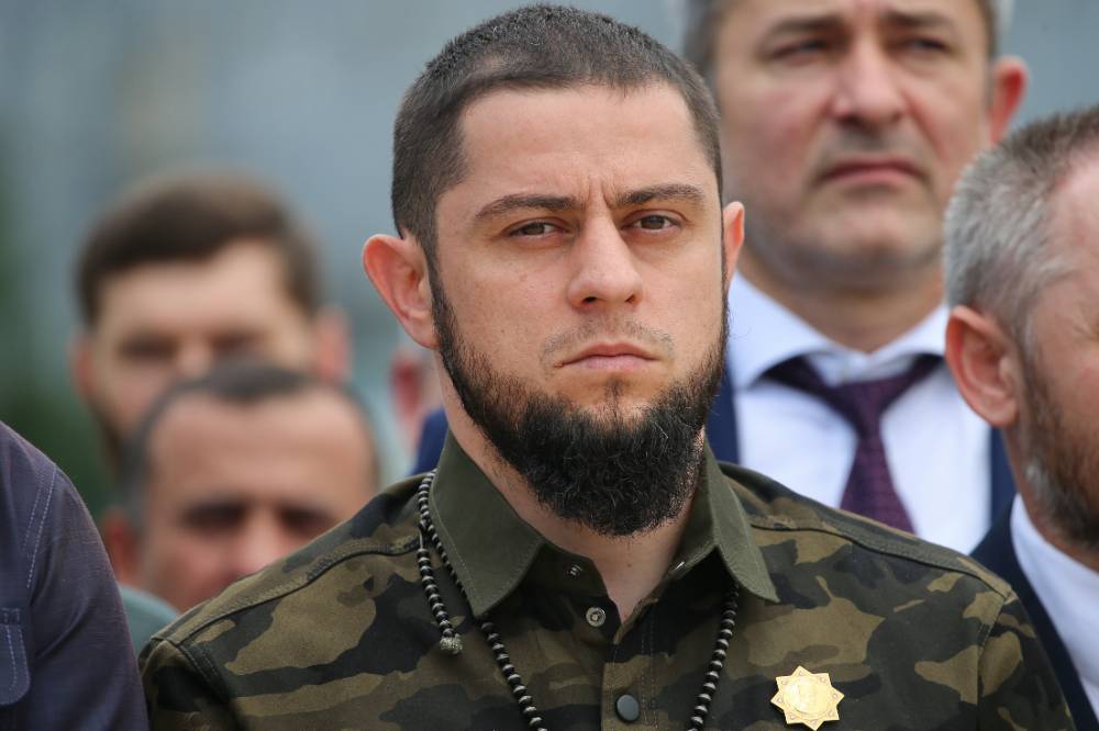 Чеченский министр Дудаев: Жена экс-судьи Янгулбаева находится в спецприёмнике в республике