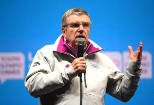 Олимпийский чемпион Тихонов назвал главу МОК Баха игрушкой в руках политиков