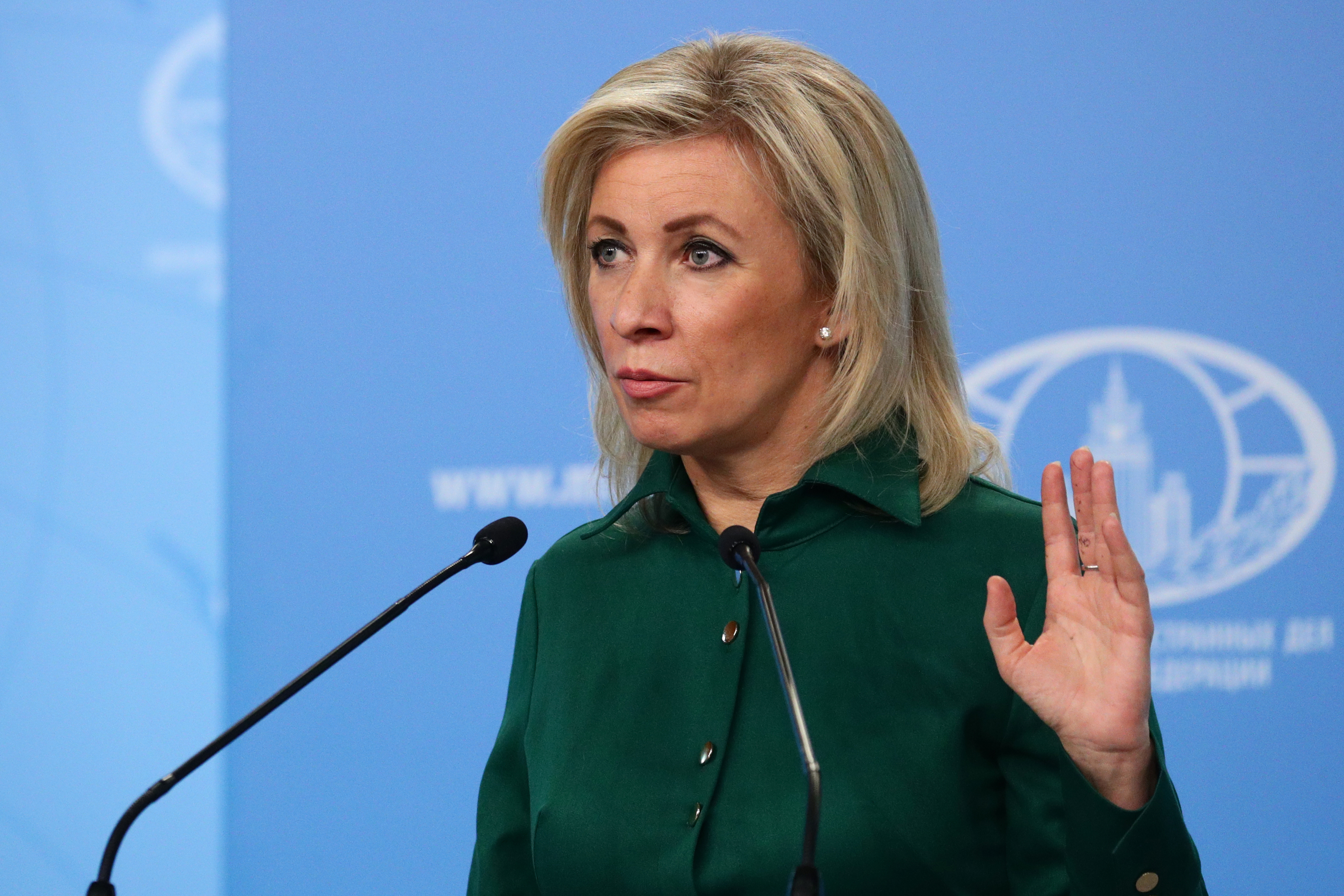 Захарова заявила, что Посольство РФ в Киеве работает в штатном режиме
