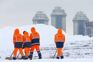 Сугробы подрастут: Вильфанд спрогнозировал тёплую снежную погоду до февраля в Москве