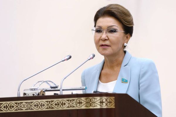 Дарига Назарбаева лишилась членства в Политсовете казахстанской партии 
