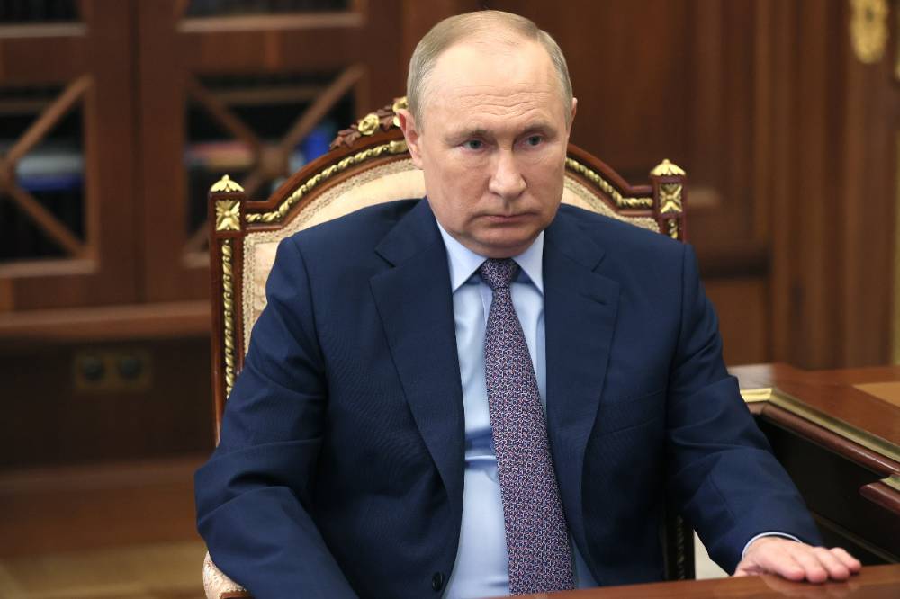 Путин в беседе с Макроном подчеркнул важность неукоснительного выполнения Киевом Минских соглашений