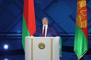 Лукашенко обвинил Запад в желании "утопить в крови российско-украинское братство"