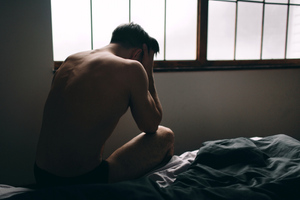 Психологи назвали 5 ошибок, убивающих страсть: чего нельзя делать мужчине в постели с женщиной 