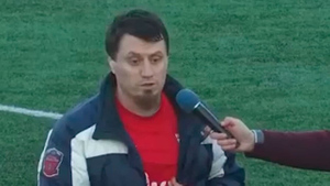"Потихоньку успокаиваюсь": Тренер любительской команды из Дагестана извинился за интервью, которое взорвало Сеть