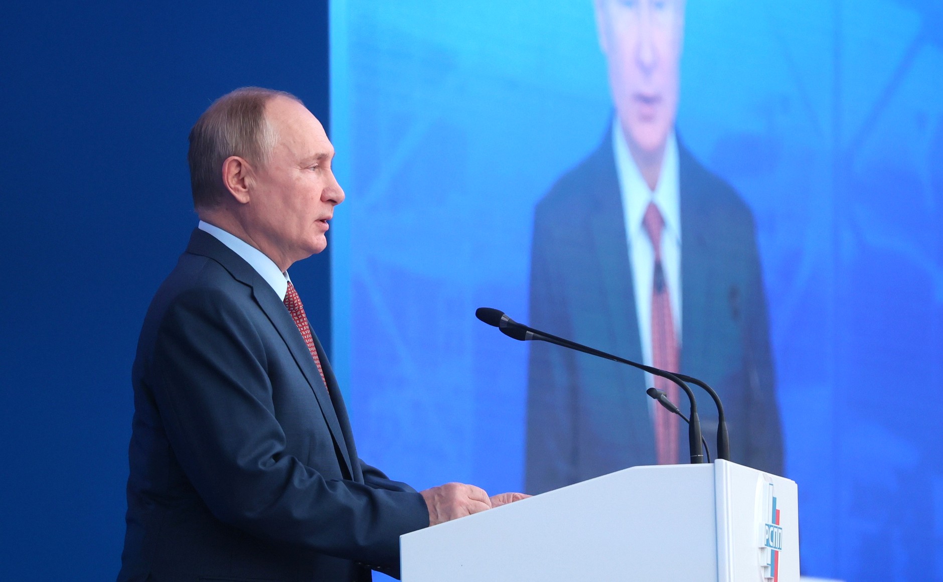 Политолог Ульман призвал выставить против Путина команду из экс-президентов США