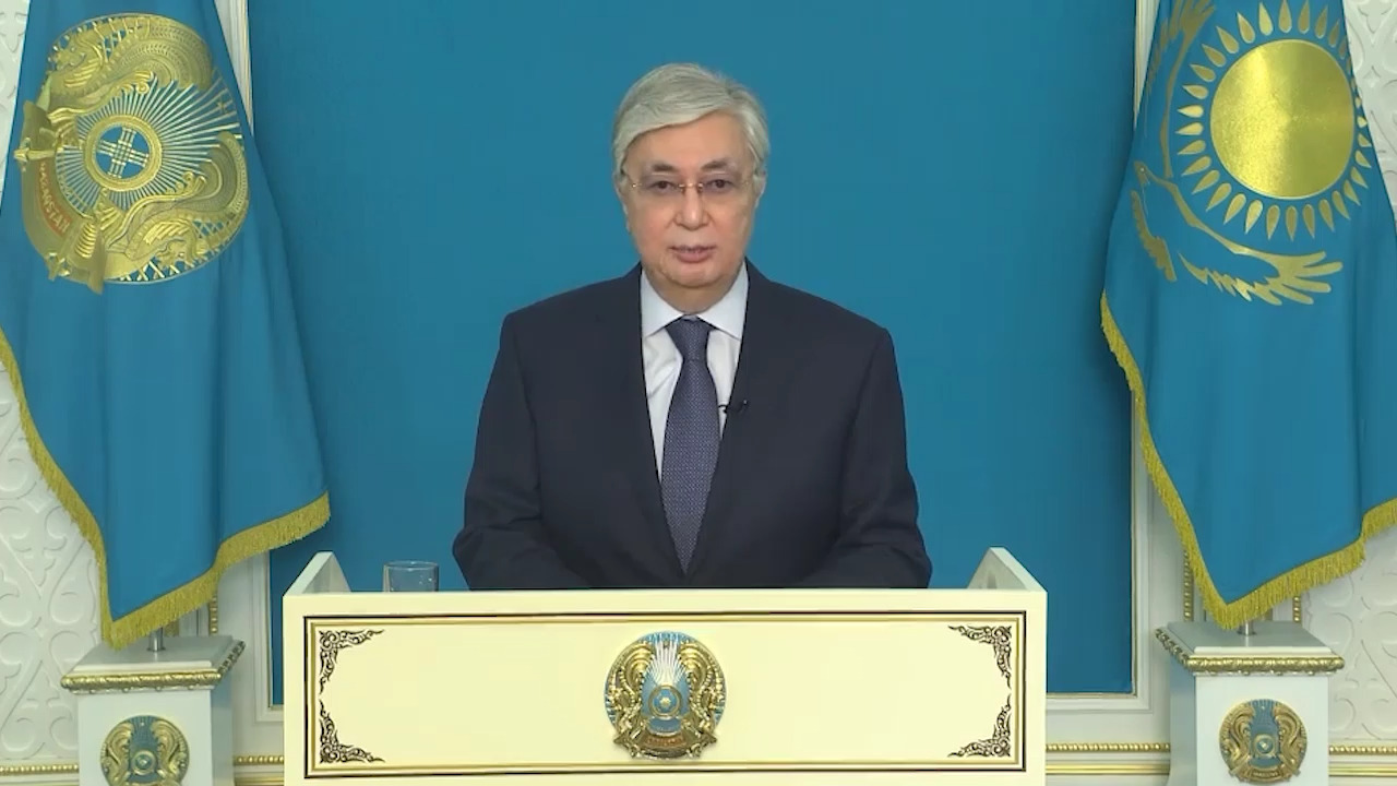 Президент Казахстана заверил, что власть не падёт из-за масштабных митингов