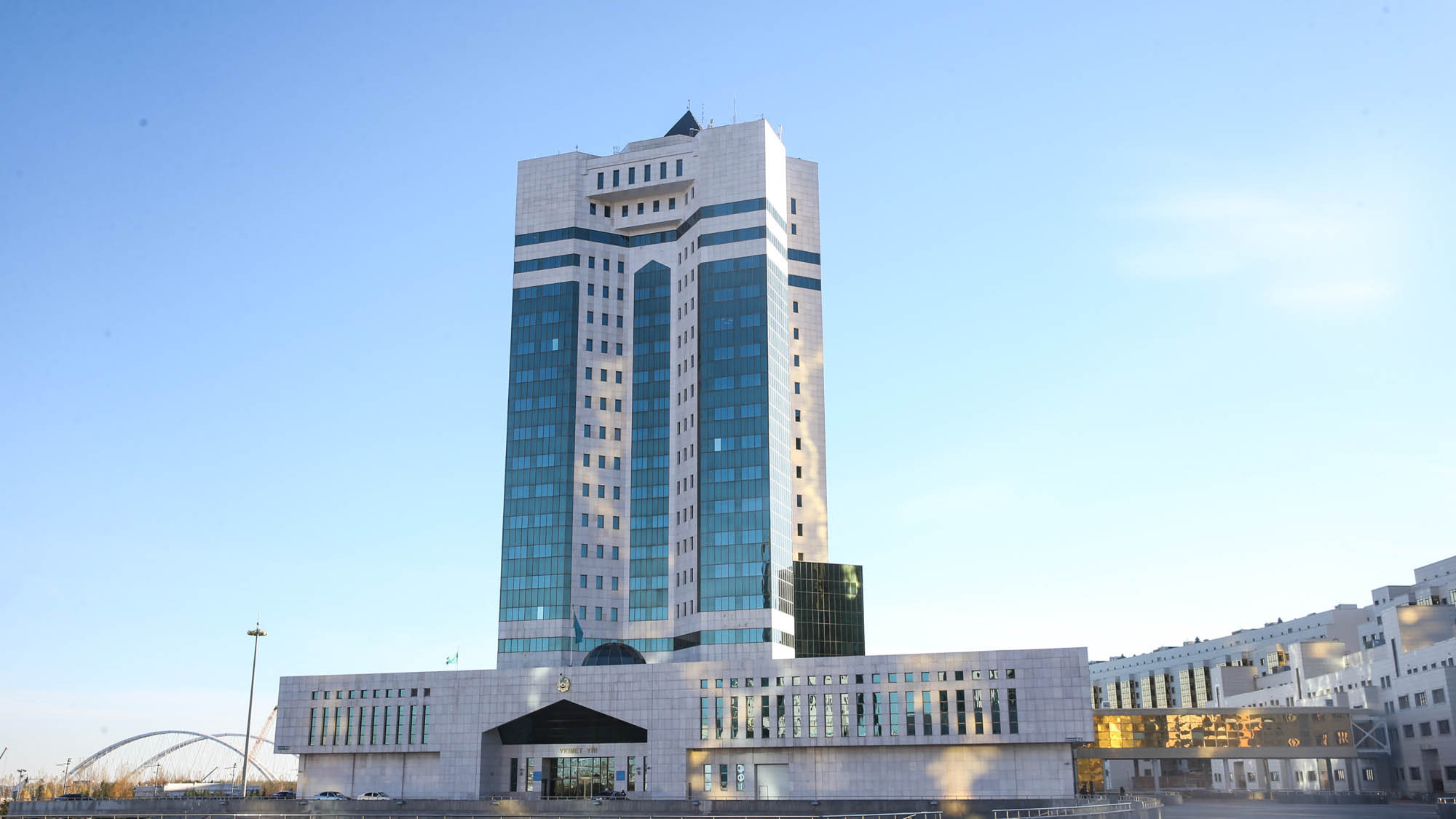 Правительство Казахстана объявило о снижении цены на газ на фоне протестов