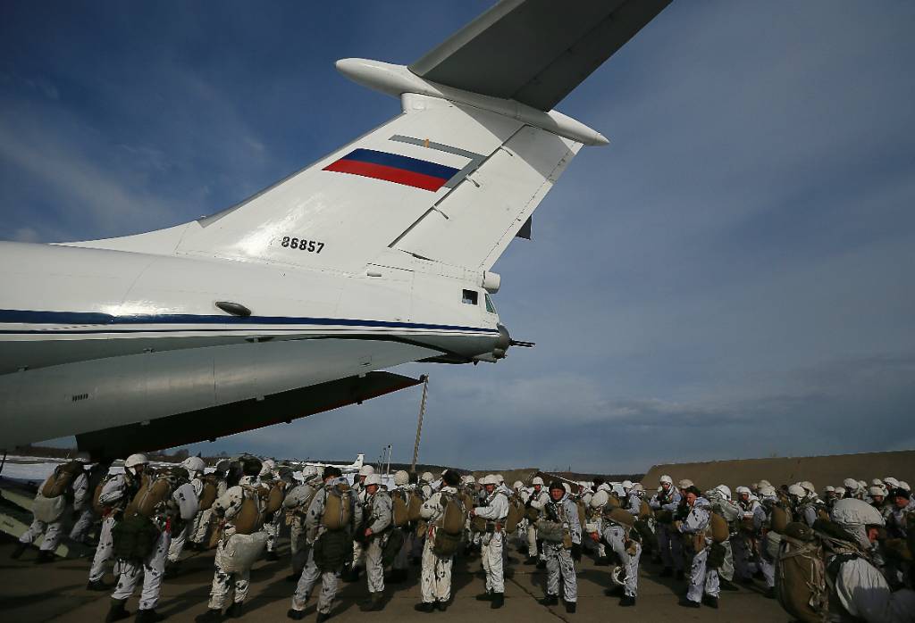 От России в состав миротворческих сил ОДКБ в Казахстане вошли воинские части ВДВ