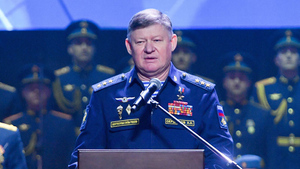 Командующий ВДВ Андрей Сердюков будет руководить миротворческими силами ОДКБ в Казахстане